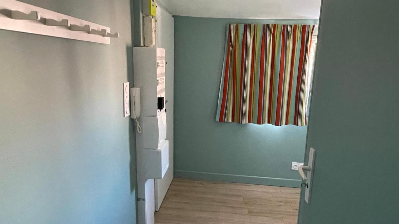 Au Coeur Du Vieux Toulon Au Calme Appartement Renove Climatise Confortable Etage Eleve Avec Ascenseur Proche Parking Et Toutes Commodites Екстер'єр фото